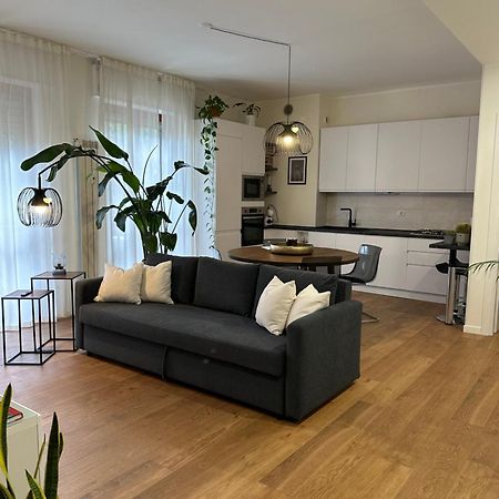 Appartamento Bisceglie Milão Exterior foto